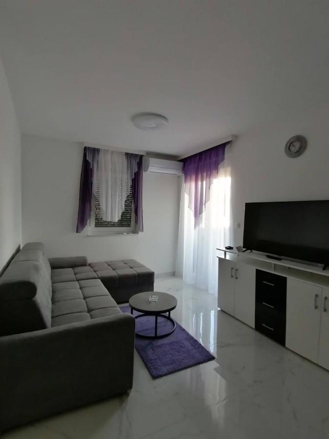 Vila Slavica Vir Exterior foto