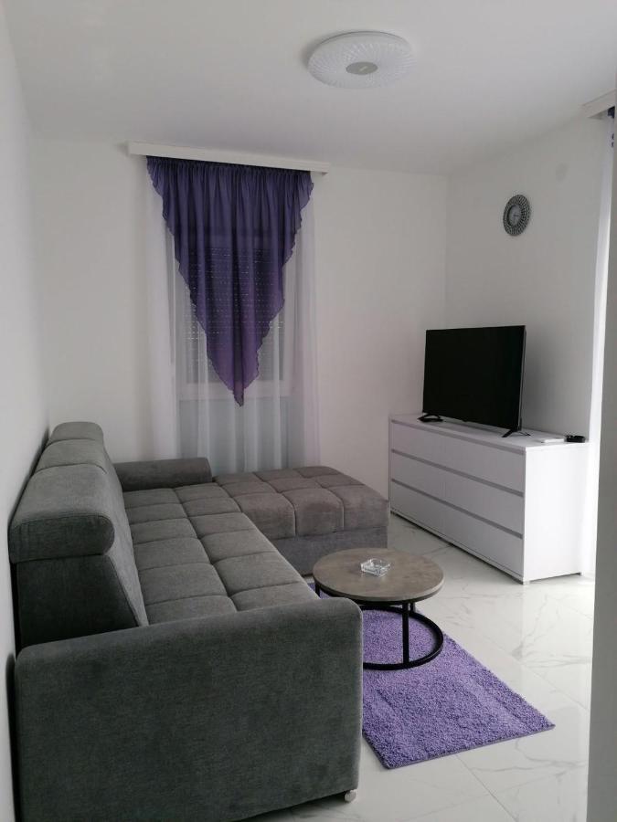 Ferienwohnung Vila Slavica Vir Exterior foto